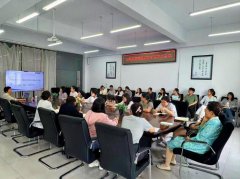 <b>又供给了差同化讲授的典范</b>
